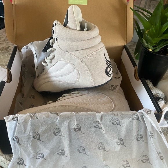 RYDERWEAR WORKOUT SHOES - Picture 4 of 9